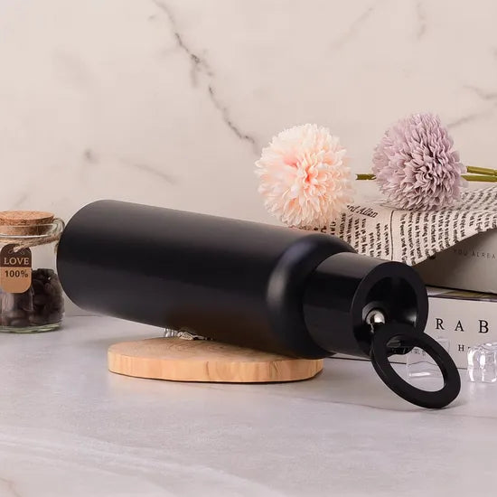 Insulated Bottle Phone Holder — زجاجة معزولة وحامل هاتف