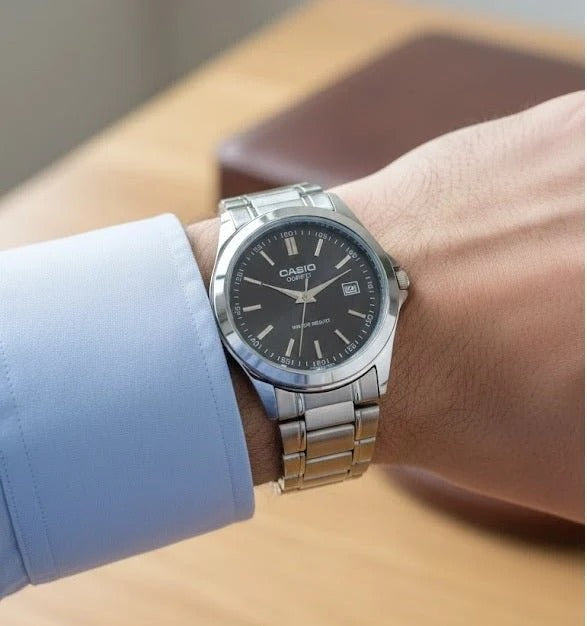 Casual Quartz Men's Watch | ساعة رجالية كوارتز كاجوال